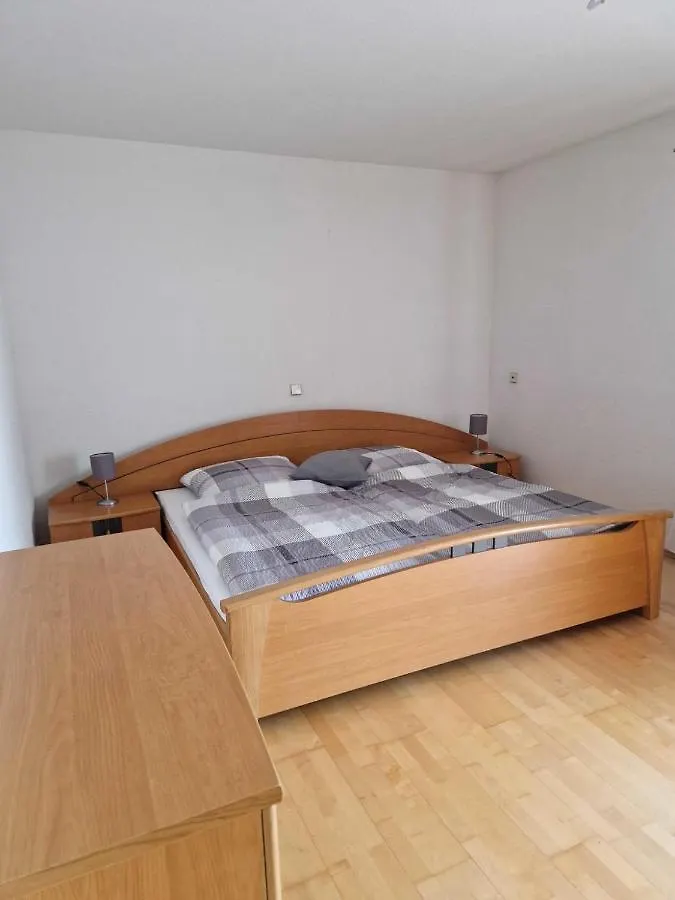 3-Zimmer-Apartment Mit Balkon & Garten Μπάντεν-Μπάντεν Διαμέρισμα